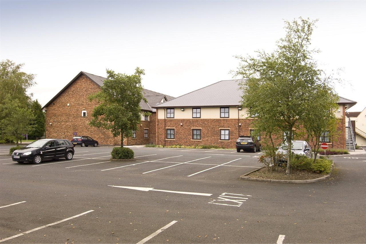 Premier Inn Solihull Buitenkant foto